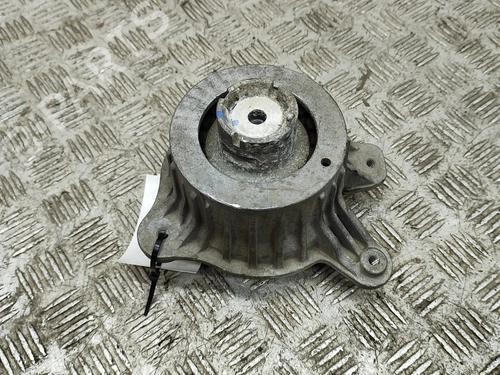 engine-mount-mercedes-benz-c-class-t-model-s205-2014-2015-2016-2017-2018-2019-2020-2021-2022-2023-27767595 main image
