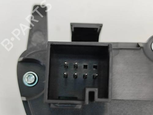 Switch MERCEDES-BENZ E-CLASS T-Model (S213) E 220 d 4-matic (213.205) | BP25615924I30 