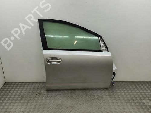 Used Right front door TOYOTA PRIUS Liftback (_W2_) 1.5 Hybrid (NHW2_) (113 hp) 28434124