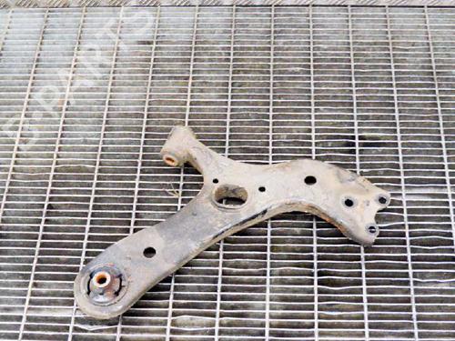 Right front suspension arm TOYOTA VERSO (_R2_) 2.0 D-4D (AUR20_, AUR20R) | BP6762253M13 