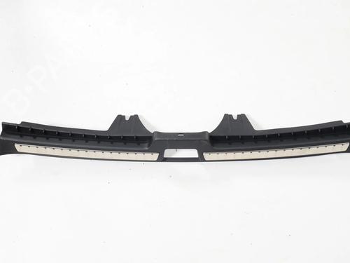 tailgate-trim-volvo-xc90-ii-256-2014-33371567 main image