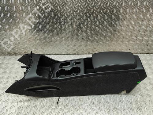 Used Middle console Middle console VOLVO XC40 (536) B3 Mild-Hybrid (163 hp) 33370140 33370140