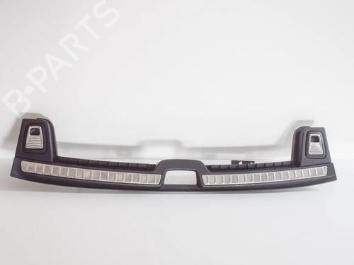 other-volvo-v90-ii-estate-235-d5-awd-39840924-39840926-32239088-32239087-39840927-2016-14615039 main image