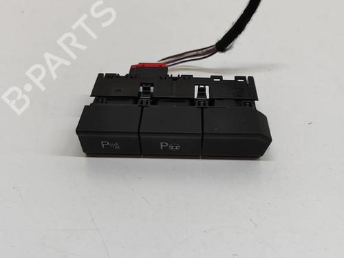 switch-vw-t-roc-a11-d11-2017-27532646 main image