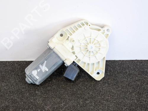 Left front window motor MERCEDES-BENZ CLA Coupe (C117) CLA 180 (117.342) | BP6755316E21 