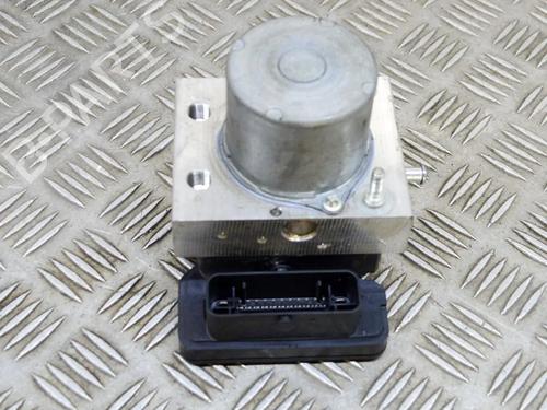 Used ABS pump TESLA MODEL 3 (5YJ3) EV (283 hp) 27758319