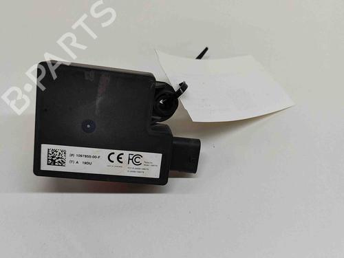 Used Electronic module TESLA MODEL 3 (5YJ3) EV AWD (441 hp) 28430615