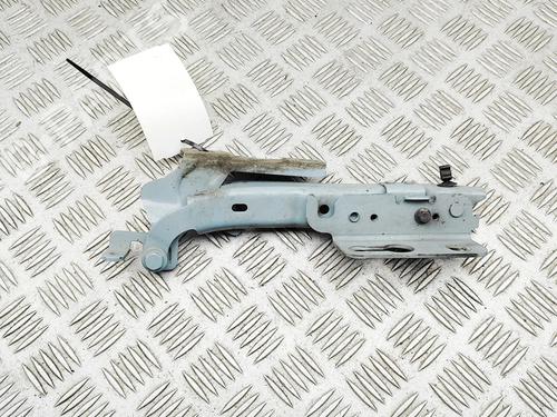 Dørhængsel/Dørbegrænser Dørhængsel/Dørbegrænser VOLVO V40 Hatchback (525) D3 (150 hp) 34136568 34136568