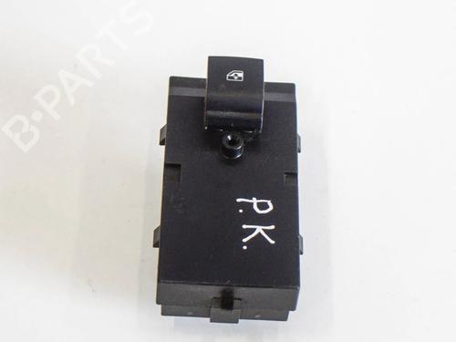 Used Left front window switch Left front window switch CHEVROLET VOLT EV 150 (151 hp) 6764666 6764666