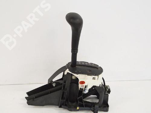 Used Automatic gearbox selector Automatic gearbox selector FORD FUSION (JU_) 1.6 (100 hp) 6735962 6735962