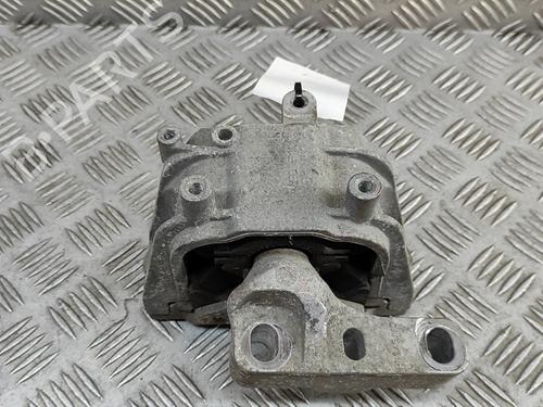 Used Engine mount VW CADDY IV Box Body/MPV (SAA, SAH) 2.0 TDI 4motion (150 hp) 27350627