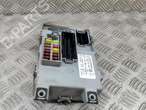 Used Fuse box FIAT DOBLO Bus (263_) 1.3 D Multijet (263AXC1A) (90 hp) 25787109