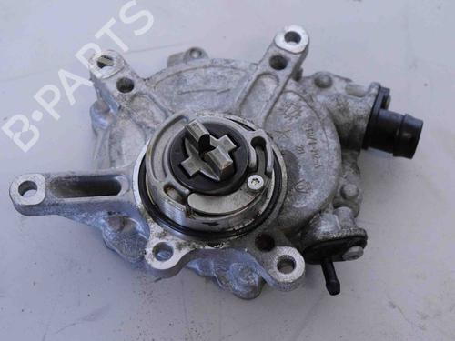 Used Vacuum pump MERCEDES-BENZ E-CLASS (W213) AMG E 43 4-matic (213.064) (401 hp) 30256988