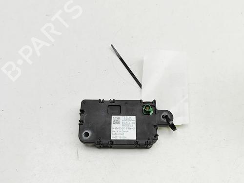 Módulo eletrónico TESLA MODEL 3 (5YJ3) EV Performance AWD | BP33176599M83  - Image 5