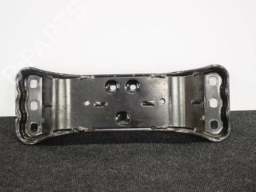 Used Gearbox mount Gearbox mount MERCEDES-BENZ C-CLASS (W205) C 220 BlueTEC / d (205.003) (163 hp) 14665214 14665214