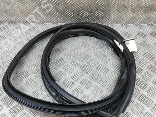 Used Rubber door seal LEXUS NX (_Z1_) 300h AWD (AYZ15, AYZ15_, AYZ15R) (197 hp) 28028750