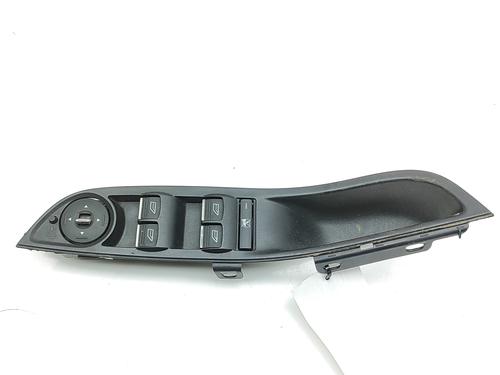 Used Right front window switch FORD FOCUS III 1.0 EcoBoost (125 hp) 30108847