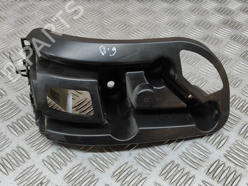 Used Rear bumper bracket PEUGEOT 2008 II (UD_, US_, UY_, UJ_, UR_, UC_) 1.2 PureTech 130 (USHNS, URHNS) (130 hp) 28553168