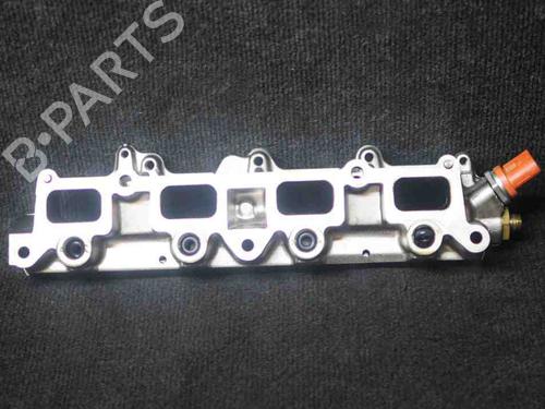 Used Injection rail VW TIGUAN (5N_) 1.4 TSI (150 hp) 6727555