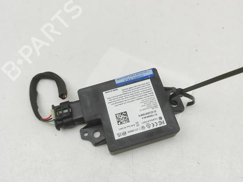 Used Electronic module Electronic module TESLA MODEL 3 (5YJ3) EV Performance AWD (627 hp) 33697939 33697939