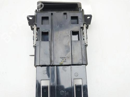 Cup/Object holder ISUZU D-MAX II (TFR, TFS) 2.5 CRDi 4x4 (TFS86J) | BP39243938I37 - Image 5