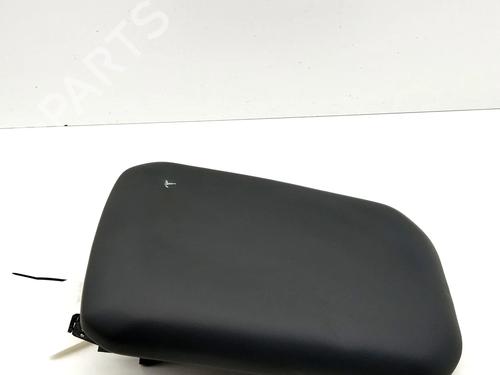 Used Armrest / Center console Armrest / Center console 39590269 39590269