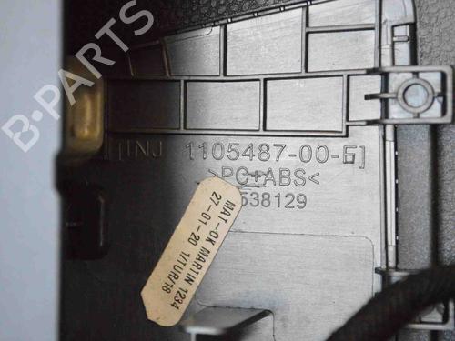 Display TESLA MODEL 3 (5YJ3) EV Performance AWD | BP30253105C48