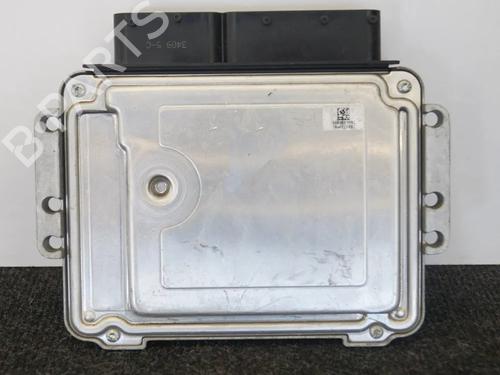 Used Engine control unit (ECU) HYUNDAI i30 (FD) 1.6 CRDi (116 hp) 6733794