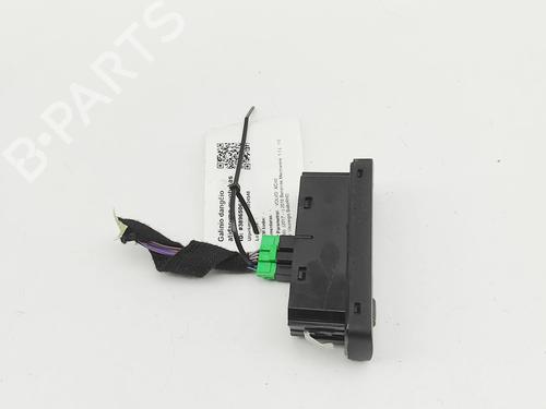 Switch VOLVO XC40 (536) T3 | BP39930469I30 - Image 4