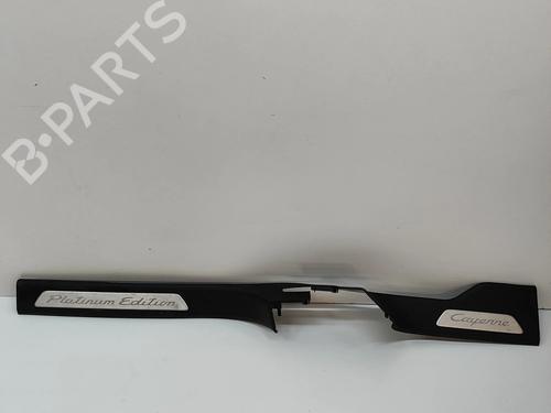 Used Step Step PORSCHE CAYENNE (9YA) 3.0 E-Hybrid AWD (9YAAE1) (462 hp) 27784486 27784486