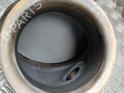 Catalyst ASTON MARTIN DBX 4.0 All-wheel Drive | BP36809224M10 - Image 6