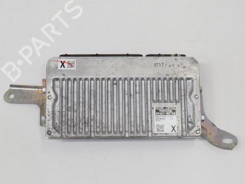 Used Engine control unit (ECU) TOYOTA YARIS (_P13_) 1.5 Hybrid (NHP130_, NHP130) (101 hp) 6752586