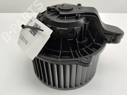 Used Heater blower motor HYUNDAI SANTA FÉ IV (TM, TMA) 2.2 CRDi AWD (200 hp) 27789410