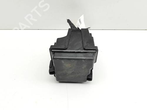 Used Fuse box Fuse box 38500360 38500360