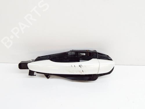 Used Rear left exterior door handle PEUGEOT 3008 II SUV (MC_, MR_, MJ_, M4_) 1.6 THP 165 (M45GYW, M45GZW, M45GYV) (165 hp) 11252498