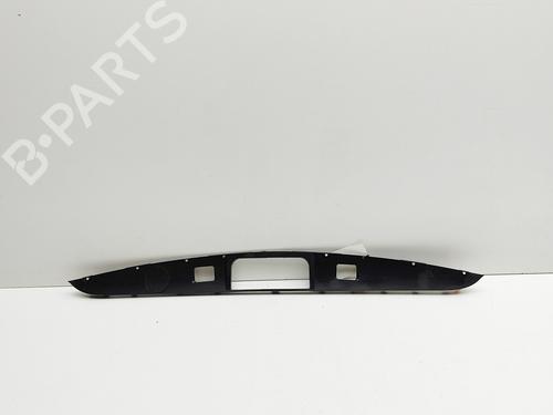 Pynteleist til bakluke MERCEDES-BENZ C-CLASS (W205) C 350 e (205.047) (279 hp) 30155067