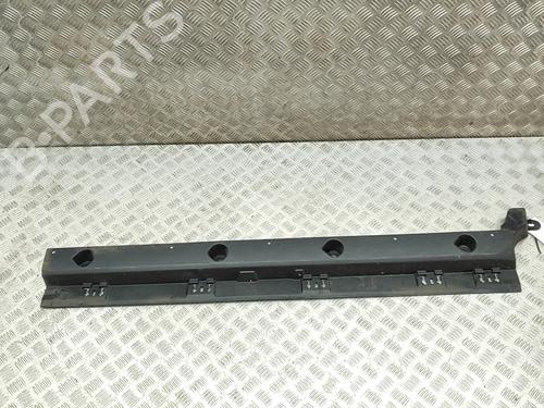 Used Underbody protection PEUGEOT 3008 III (KA_, KB_, KC_) e-210 (KCZKZX) (213 hp) 28558370