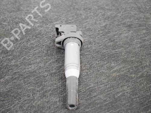 Used Ignition coil BMW 3 (E90) 330 i (272 hp) 6717153
