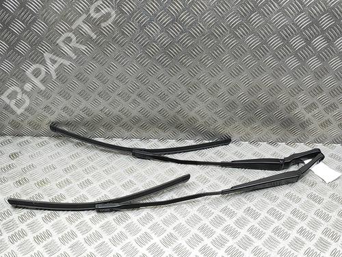 Used Front windshield wiper arm Front windshield wiper arm AUDI Q5 (GUB) 2.0 TDI quattro (204 hp) 33731975 33731975