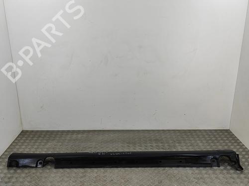 Used Left sideskirt MERCEDES-BENZ S-CLASS (W220, V220) S 500, S 500 L (220.075, 220.175, 220.875) (306 hp) 31047051