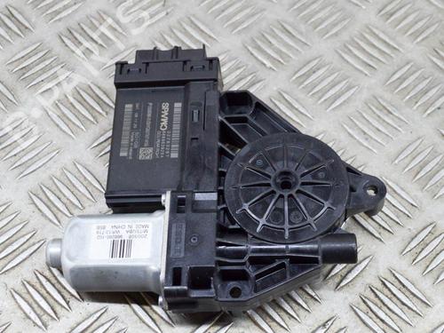 Portierruitmotor rechtsachter VOLVO XC40 (536) B4 Mild-Hybrid (197 hp) 27759647