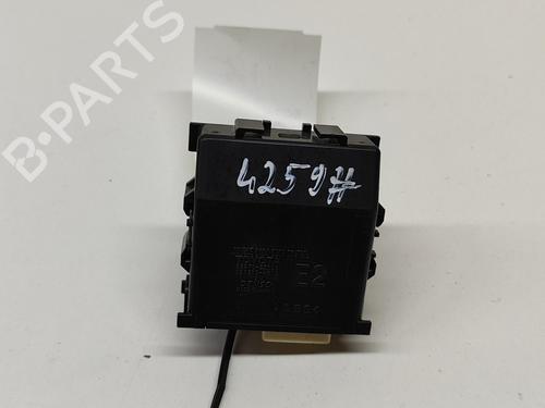 Used Electronic module LEXUS ES (_Z10_, _A10_, _H10_) 300h (AXZH10, AXZH11) (218 hp) 27767077