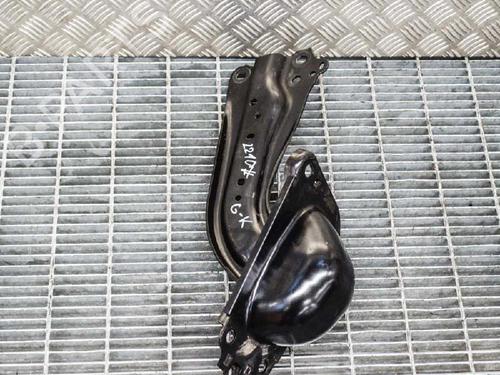 Used Left rear suspension arm TOYOTA C-HR (_X1_) 1.8 Hybrid (ZYX10_, ZYX11_) (98 hp) 14663752