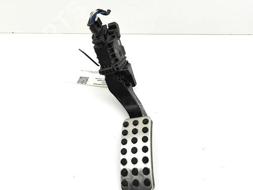 Used Pedal Pedal 38756101 38756101