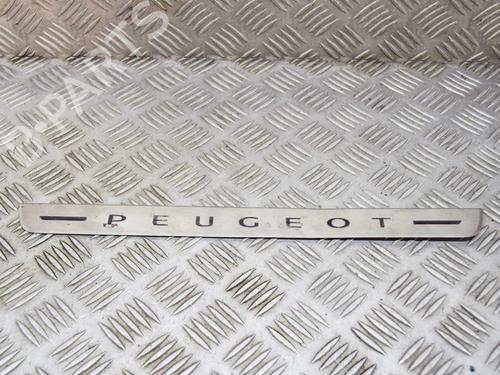 Trinbræt Trinbræt PEUGEOT 2008 II (UD_, US_, UY_, UJ_, UR_, UC_) e-2008 (UKZKXZ) (136 hp) 27764255 27764255