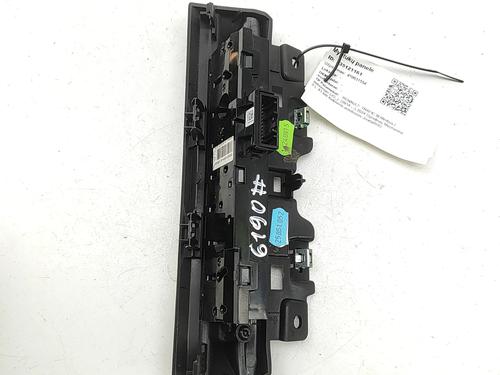 Switch RENAULT TRAFIC III Bus (JG_) 2.0 dCi 110 (JGMW) | BP33883197I30 - Image 4