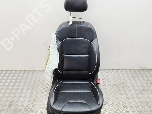 right-front-seat-kia-niro-i-de-2016-2017-2018-2019-2020-2021-2022-37269304 main image