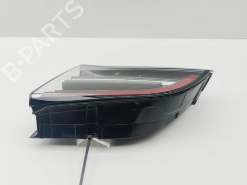 Right tailgate light TESLA MODEL Y (5YJY) Long Range All-wheel Drive | BP38201778C80 - Image 2