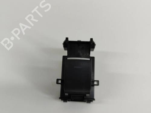 right-rear-window-switch-toyota-corolla-estate-_e21_-2019-27788957 main image