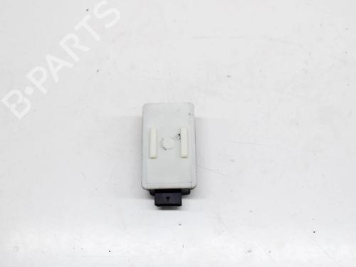 Electronic module TESLA MODEL S (5YJS) 75 | BP8895277M83 - Image 4